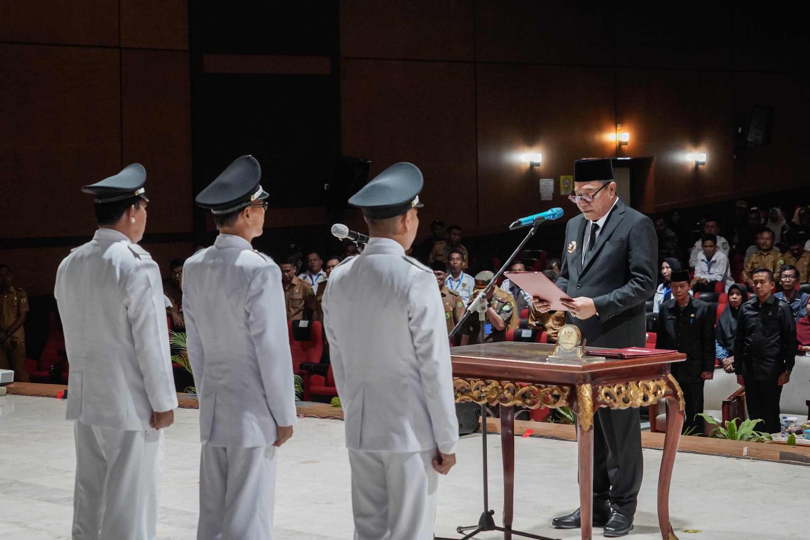 Bupati Muba Lantik 3 Kades Antar Waktu dan Pengurus DPC APDESI 2025–2030