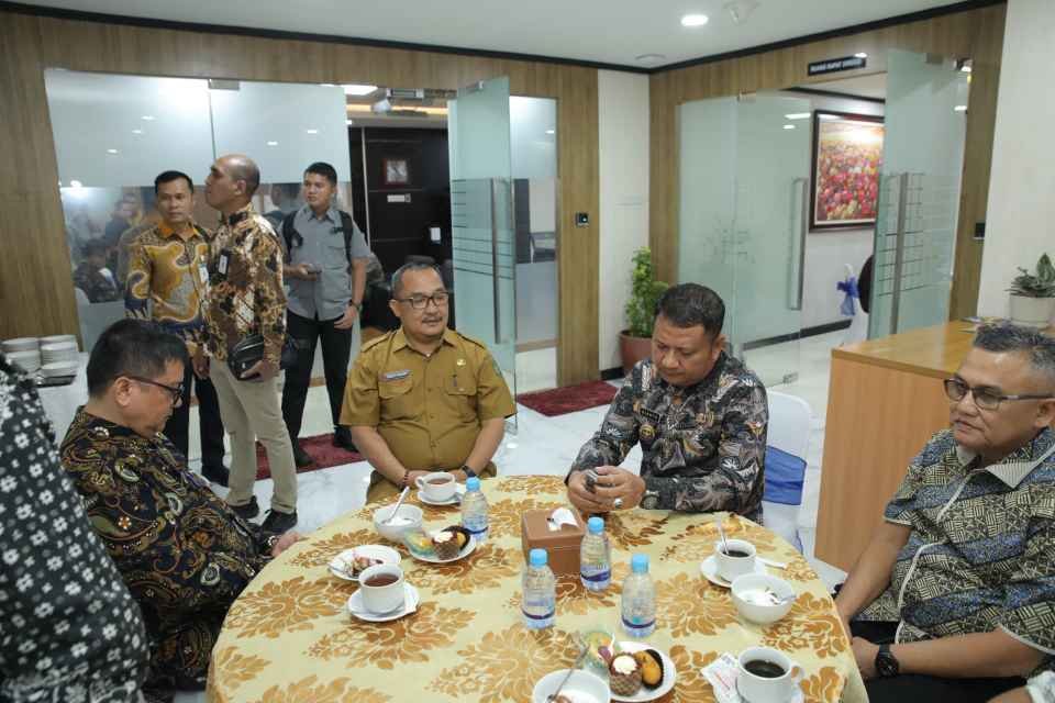 Wakil Bupati Asahan Ikut Rapat RUPS Luar Biasa PT Bank Sumut