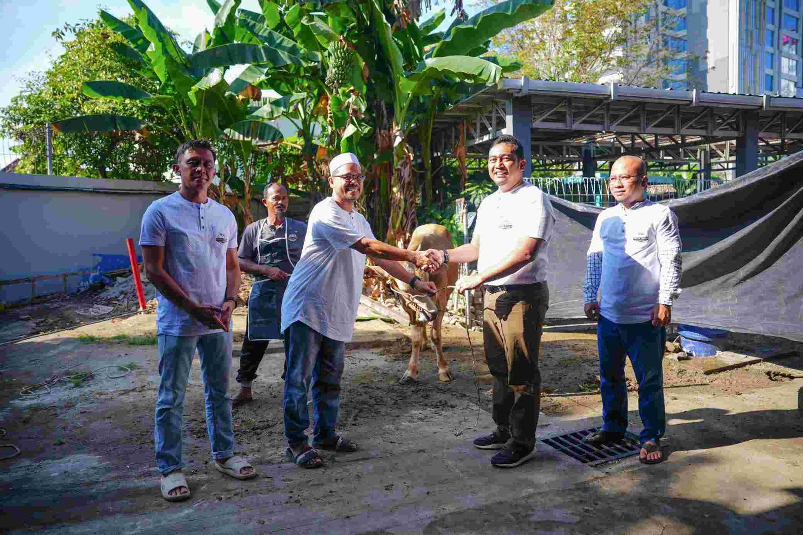 Semangat Idul Adha 1446 H, Energi Keikhlasan Pancarkan Cahaya Pengorbanan dan Kuatkan Persaudaraan di Lingkungan PLN S2JB