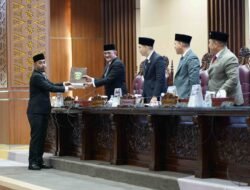 Fraksi-Fraksi Beri Masukan atas Pengelolaan APBD 2024