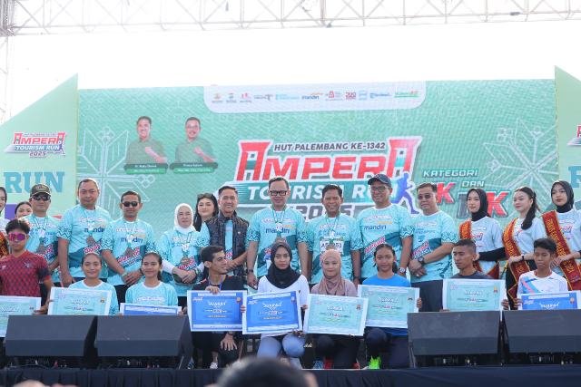 Palembang Tuai Pujian Wamendagri Bima Arya: Ampera Tourism Run 2025 Daya Magnet Luar Biasa