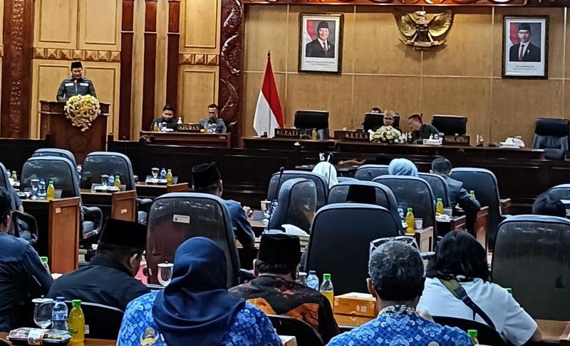 Rapat Paripurna DPRD Sidoarjo, Selasa sore (17/6/2025),