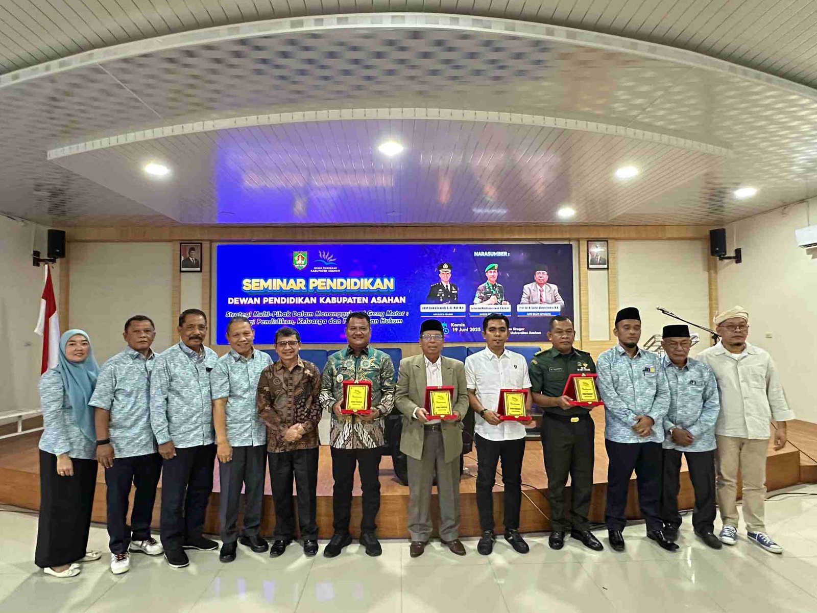 Wakil Bupati Asahan Hadiri Seminar Pendidikan