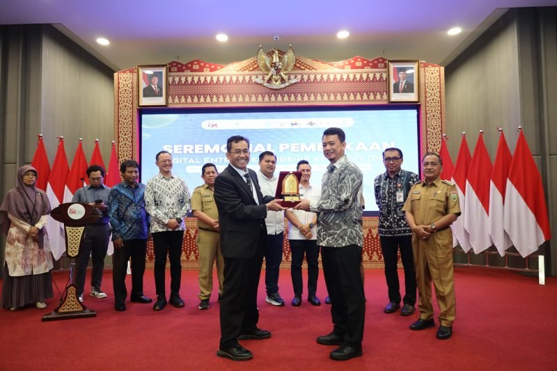 kegiatan Digital Entrepreneurship Academy (DEA) bertajuk “Pemasaran Digital Dasar Berbasis Kecerdasan Buatan (AI) untuk Wirausaha.”