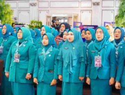 Ketua TP PKK Muba Hadiri Peringatan HKG ke-53 dan Rakon PKK serta Rakerda Dekranasda Sumsel 2025