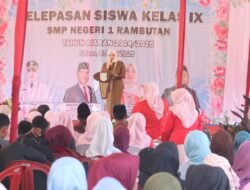 Wabup Beri Motivasi Para Siswa Purnawiyata SMPN 1 Rambutan