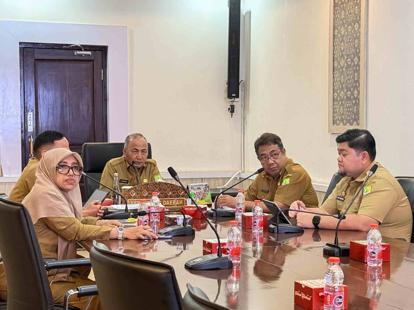 Rapat Perpanjangan Seleksi Bakal Calon Komisaris Unsur Independen dan Calon Direksi PT. Muba Energi Maju Berjaya (Perseroda) di Ruang Rapat Sekda, Selasa (15/7/2025)
