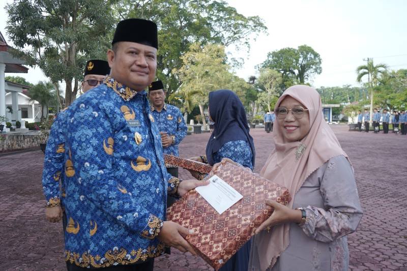 Pimpin Upacara Hari Kesadaran Nasional, Wabup Tekankan Pentingnya Disiplin ASN