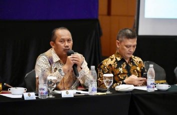 Deputi Bidang Koordinasi Komunikasi dan Informasi, Marsda TNI Eko Dono Indarto