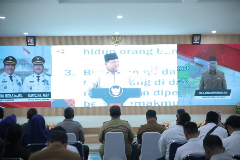 Bupati Asahan Ikuti Peluncuran Kelembagaan 80.000 Koperasi Merah Putih