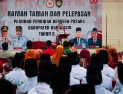 Sukses Kibarkan Bendera Merah Putih, Bupati Banyuasin Bubarkan Paskibraka Tahun 2025
