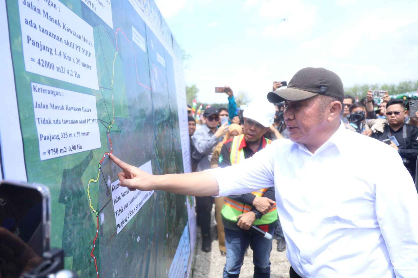 Gubernur H. Herman Deru akhirnya meresmikan pembangunan jalan khusus yang digadang-gadang menjadi solusi permanen.