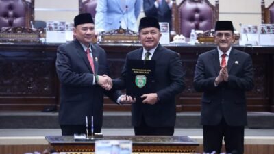 Tiga Raperda Usulan Pemprov Sumsel Disepakati Jadi Perda