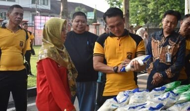 Polres Muara Enim Menggelar Gerakan Pasar Murah