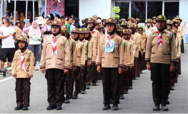 Sebanyak 87 regu gerakan pramuka tingkat SD dan SMP dari sejumlah Kecamatan wilayah Kabupaten Muara Enim mengikuti lomba gerak jalan