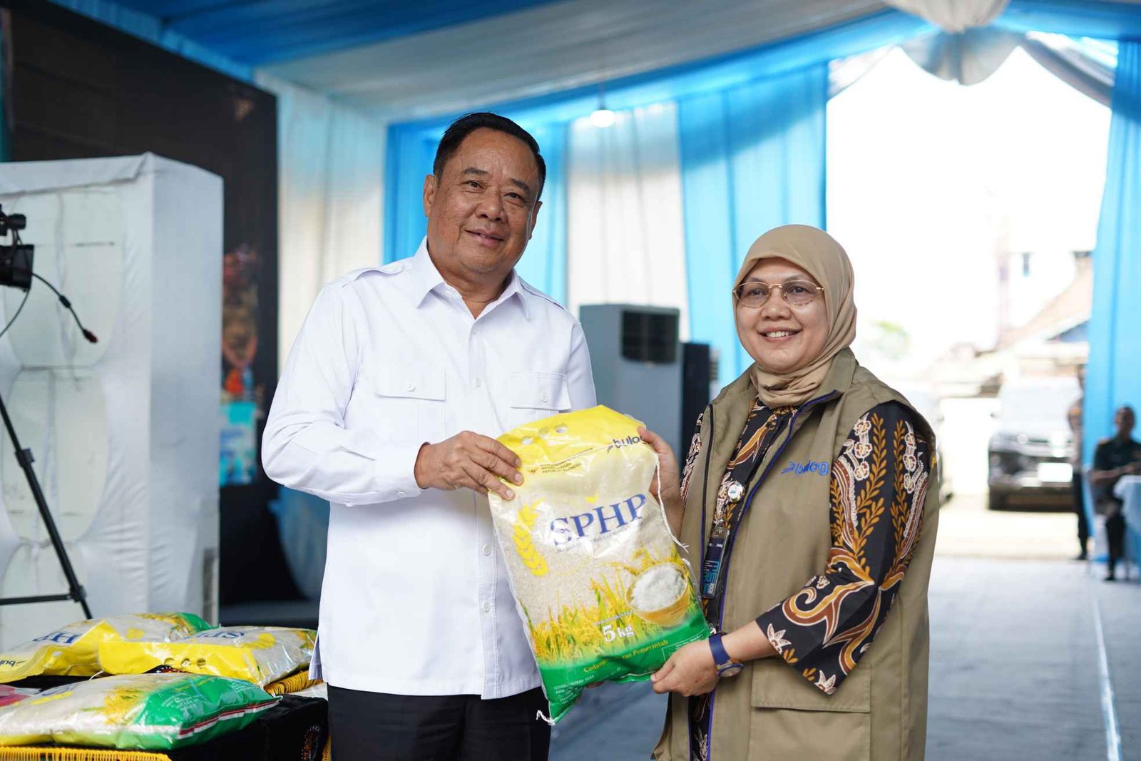 Wakil Gubernur Sumatera Selatan (Sumsel) H. Cik Ujang memberikan apresiasi tinggi atas sinergi yang terjalin antara Polda Sumsel dan Perum Bulog