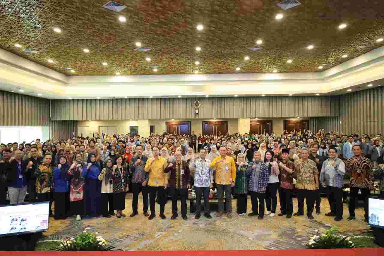Otoritas Jasa Keuangan (OJK) Provinsi Sumatera Selatan bersama OJK Institute menggelar OJK Berbagi 2025