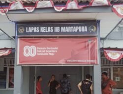 Miris,,Wartawan Sempat Dilarang Masuk Untuk Liputan Pemberian Remisi di Lapas Kelas II Martapura