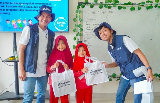 Bukit Asam dan Relawan Bakti BUMN Edukasi Generasi Muda Lewat 'Jelajah Energi