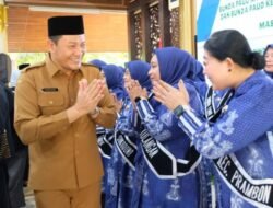 Bunda PAUD Sidoarjo Dikukuhkan, Subandi: Siapkan Generasi Emas 2045