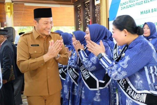 Bunda PAUD Sidoarjo Dikukuhkan, Subandi: Siapkan Generasi Emas 2045