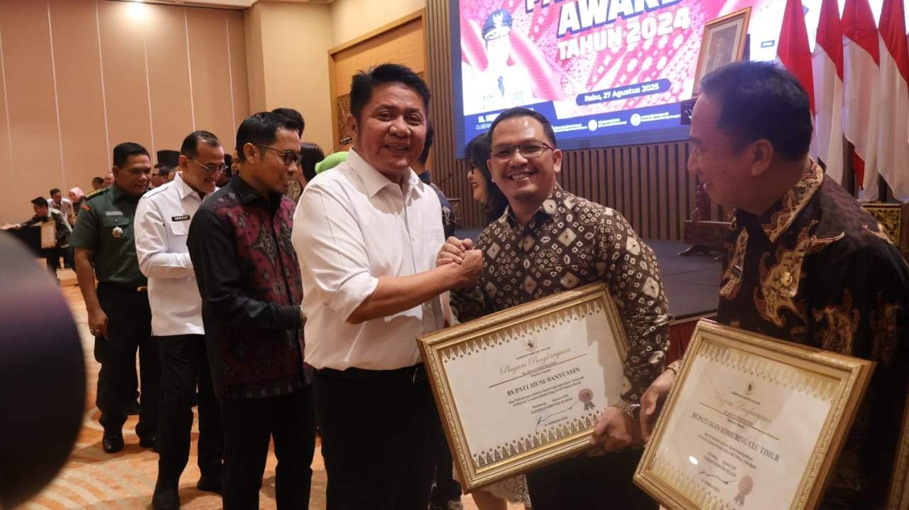 Bupati Muba HM Toha Raih Paritrana Award 2024