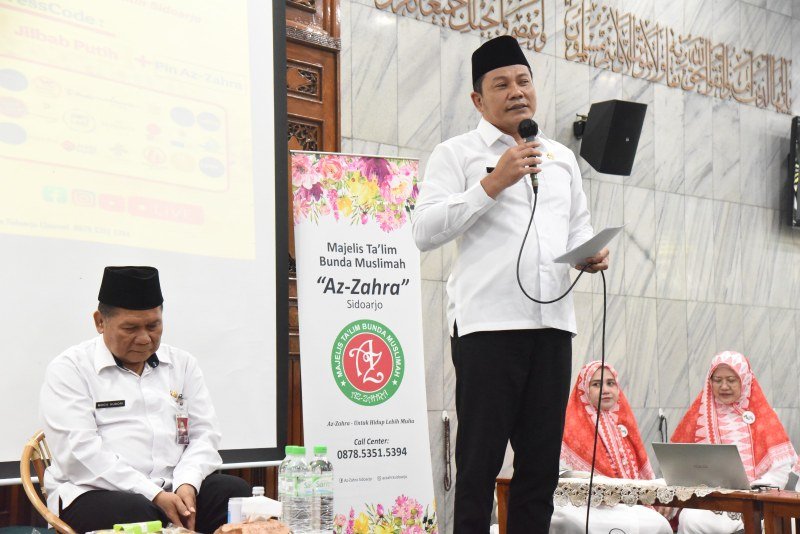 Bupati Sidoarjo, H. Subandi, menghadiri acara Istighosah