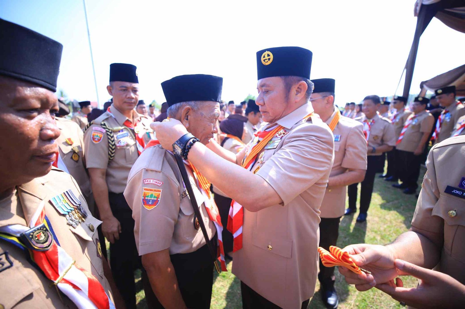 Gubernur Sumsel, Herman Deru saat Apel Peringatan Hari Ulang Tahun (HUT) Gerakan Pramuka ke-64 tingkat daerah di Bumi Perkemahan Gandus, Palembang, Kamis (28/8/2025).