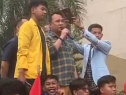 Sambil Pegang Al-Quran, Ketua DPRD Sumsel Siap Kawal Aspirasi Mahasiswa