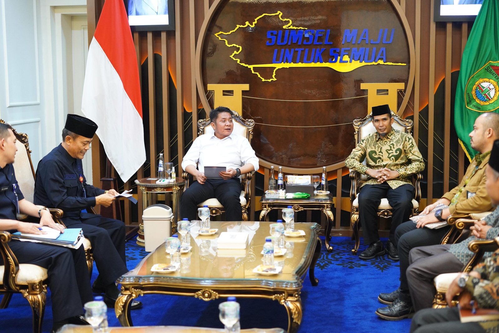Gubernur Sumsel Dr. H. Herman Deru menegaskan hal itu saat menerima kunjungan silaturahmi dari jajaran Bank Syariah Indonesia (BSI) Regional 3 Palembang, Kamis (18/9/2025).