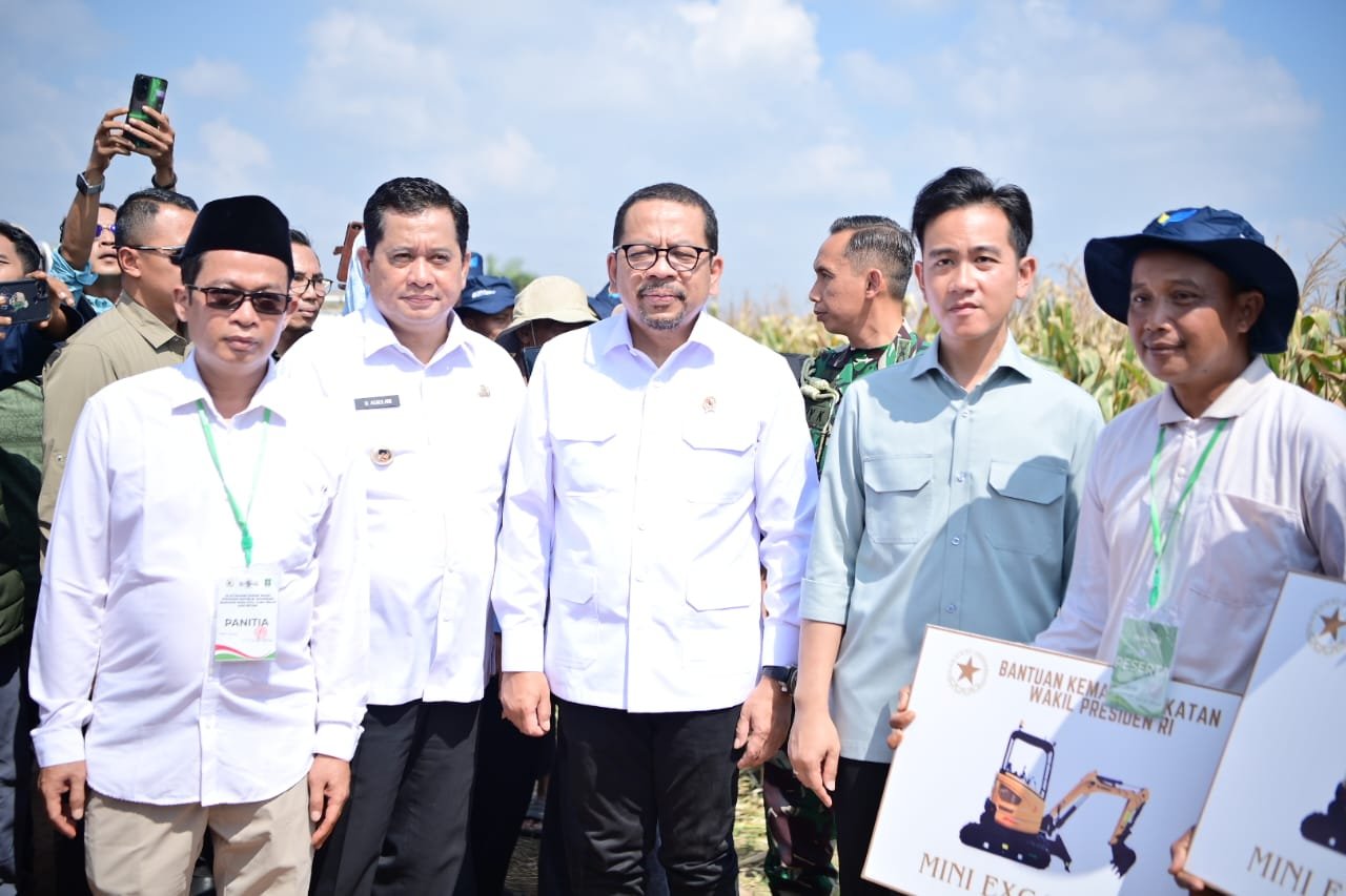 Bupati Banyuasin Askolani Panen Raya Jagung Bersama Wapres RI Gibran Rakabuming Raka