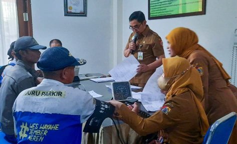 Bupati Jember Gus Fawait Hadirkan Layanan General Chek Up Gratis Bagi Juru Parkir dan Ojol