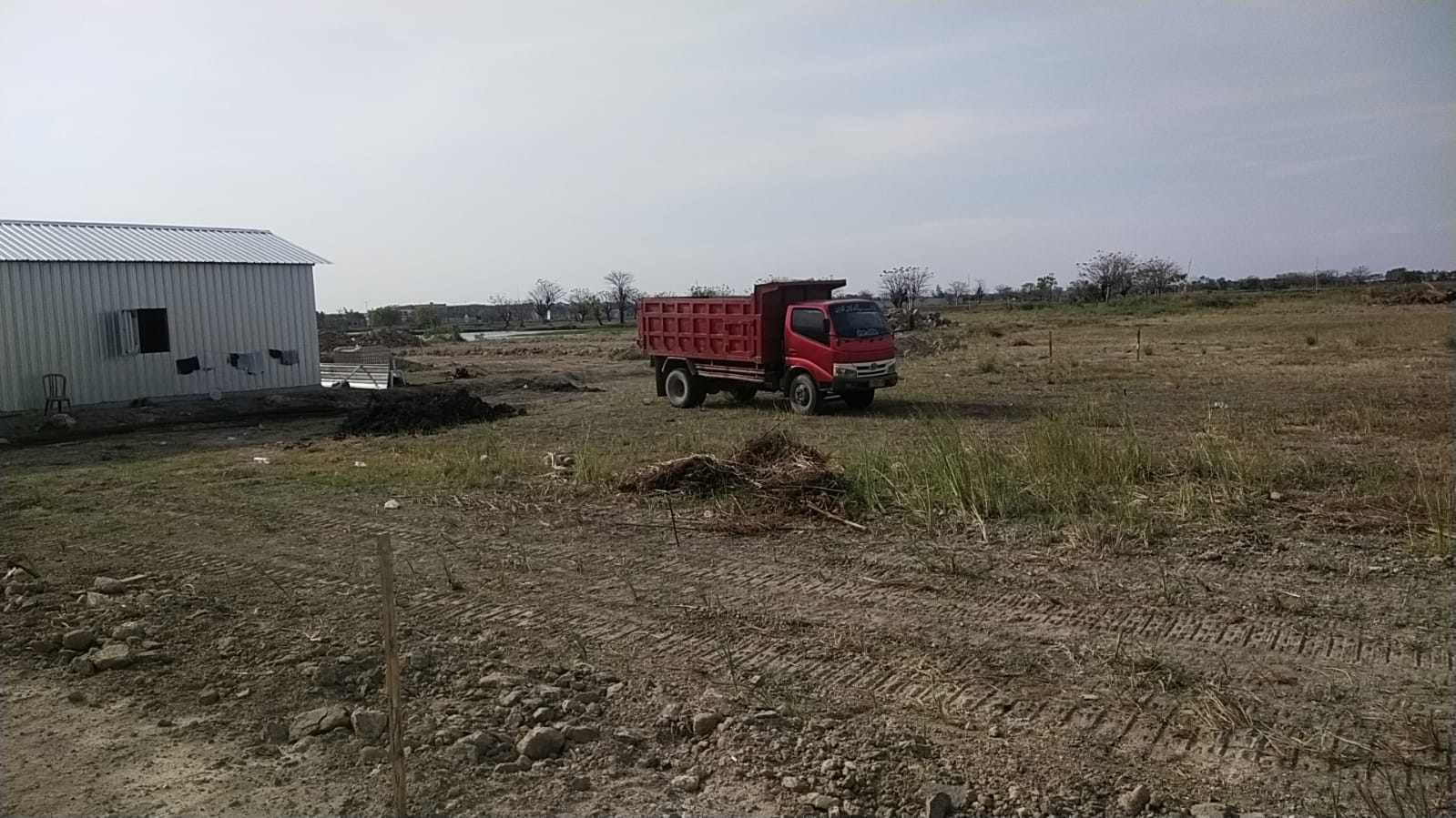 Aktivitas pengurukan lahan perumahan diduga milik PT Baity Jannaty Realty