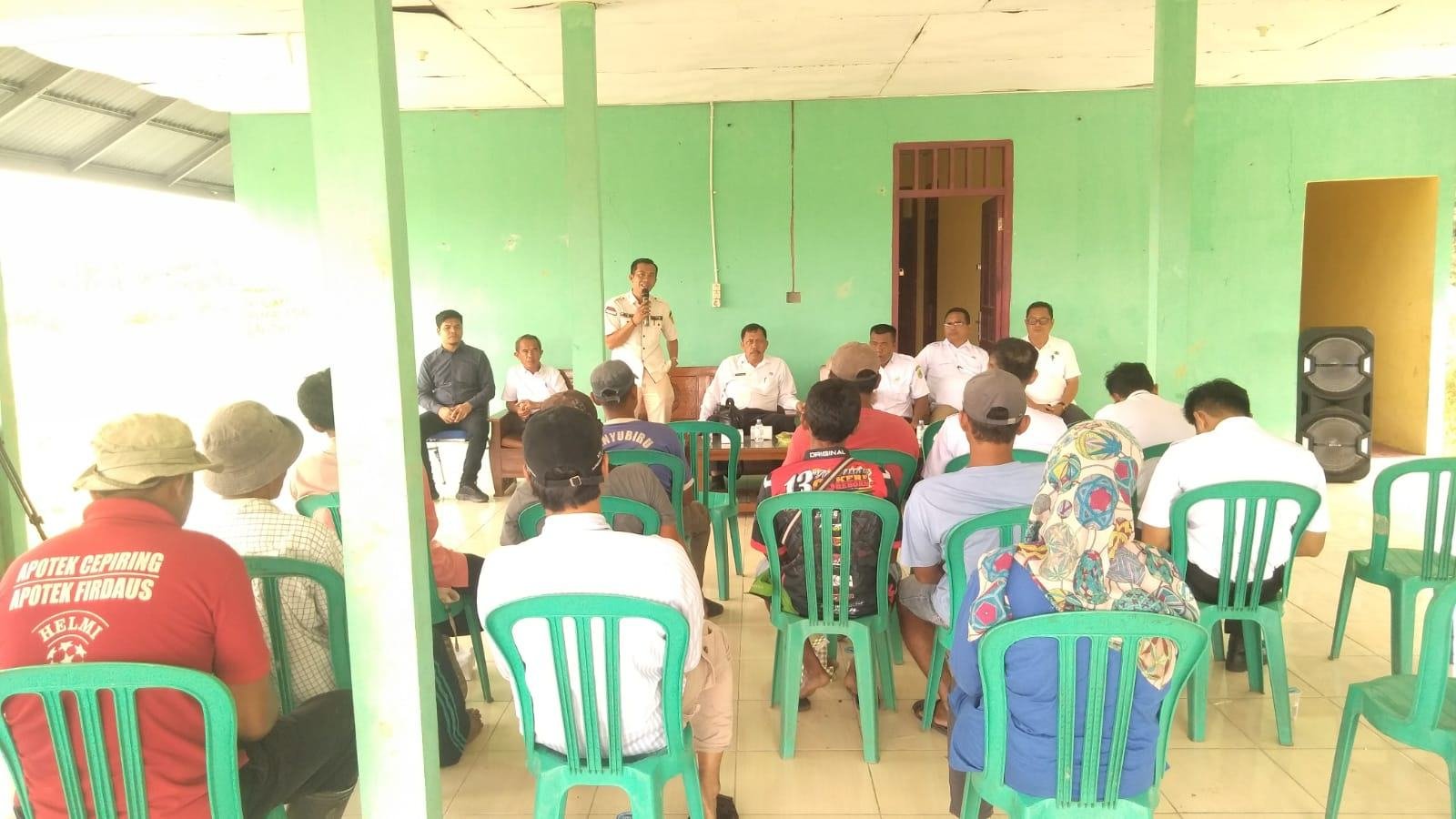 Disnakertrans PALI Bagikan Lahan dan Rumah Kepada 31 KK