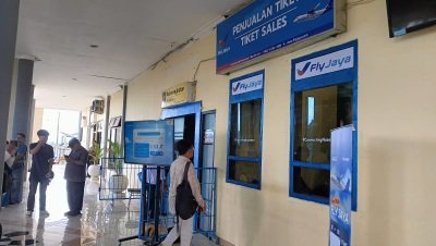 Tiket Penerbangan Flyjaya Jember–Jakarta Tersedia, Calon Penumpang Mulai Datangi Bandara Notohadinegoro