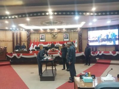 Pemkab dan DPRD Kompak Sahkan PAK APBD 2025 di Tengah Perbedaan Sikap