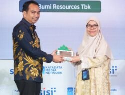 Buktikan Transformasi Hijau di Sektor Pertambangan, PTBA Sabet Katadata ESG Index Awards 2025