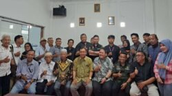 Owner RS Ar Royan dr H Restu Iman, Sp.PD.KKV. FINASIN, melaksanakan temu wicara dengan wartawan PWI Ogan Ilir.