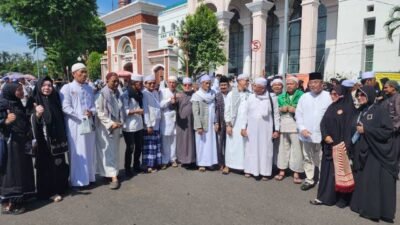 Ulama, Habaib, dan Masyarakat Gelar Istighosah serta Doa Bersama untuk Haji Halim