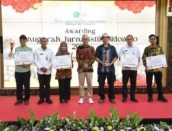 Pemkab Sidoarjo Beri Penghargaan Insan Jurnalis dan Kreator Konten