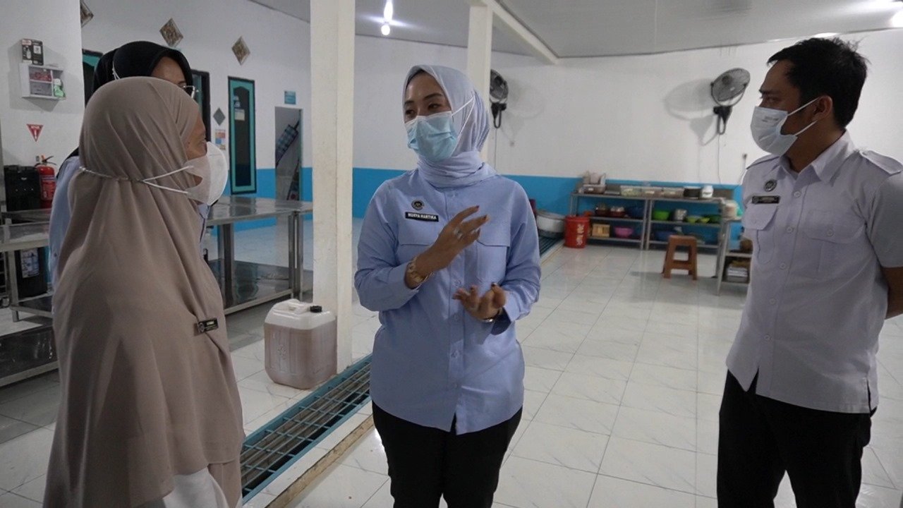 Kepala KPPG Palembang Puji Kelayakan Makanan SPPG Kedondong Raye 1