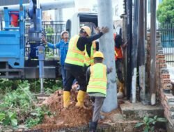 Komitmen Peduli Lingkungan, PLN Uji Penerapan Tiang Listrik dari Limbah Fly Ash