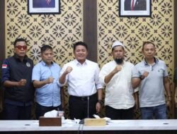 Deru Jadi Penengah Suporter dan Manajemen Demi Selamatkan SFC Dari Degradasi