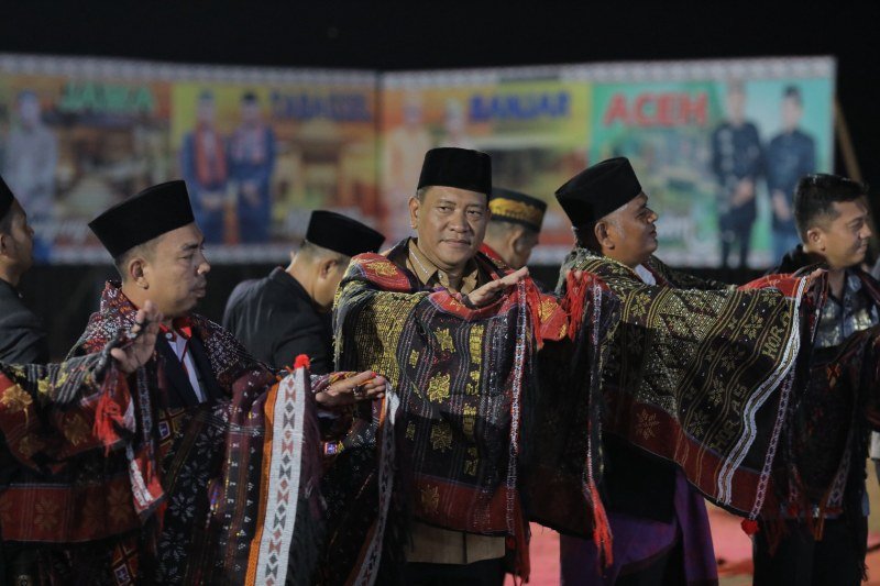 Bupati Asahan Hadiri Malam Etnis Tabagsel pada PSBD ke-VI