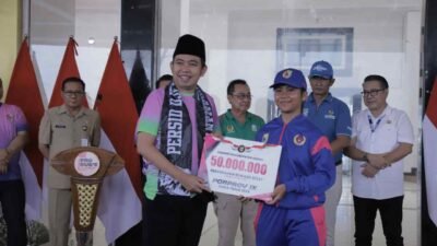 Bupati Jember Serahkan Bonus Atlet Berprestasi, Gus Fawait: Tertinggi di Jatim