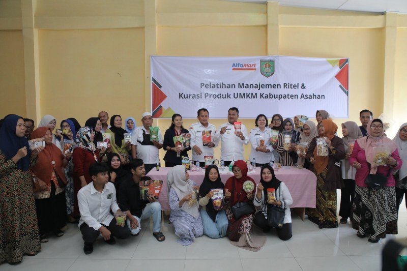 Wakil Bupati Asahan Buka Pelatihan Manajemen Ritel dan Kurasi Produk UMKM