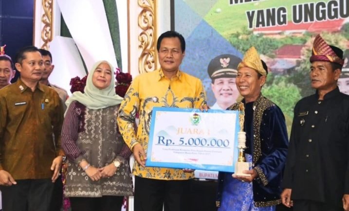 Selamat! Desa Pagardewa Raih Juara I Komdespar Muara Enim