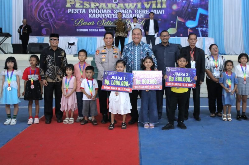 Pesta Paduan Suara Gerejawi (Pesparawi) VIII Kabupaten Asahan Tahun 2025 yang berlangsung meriah di Gedung Serbaguna Kisaran.