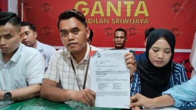 Yayasan Lembaga Bantuan Hukum Ganta Keadilan Sriwijaya saat melakukan konfrensi pers, Kamis (6/11/2025).