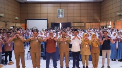Sosialisasi Pencegahan Pernikahan Dini dan Stunting bagi Pengurus OSIS SMA/SMK/MA se-Kabupaten Jember, yang digelar di Aula Dinas Pendidikan, Selasa (11/11/2025). 